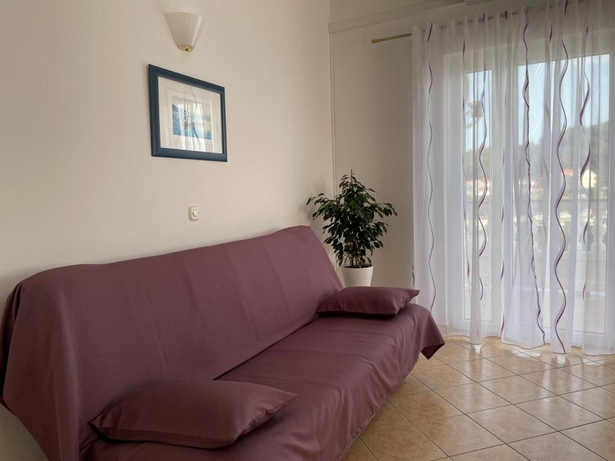 Apartmani Ruzarija Rab Town Extérieur photo